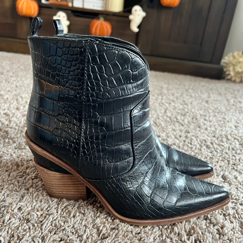 Gianni Bini western boots